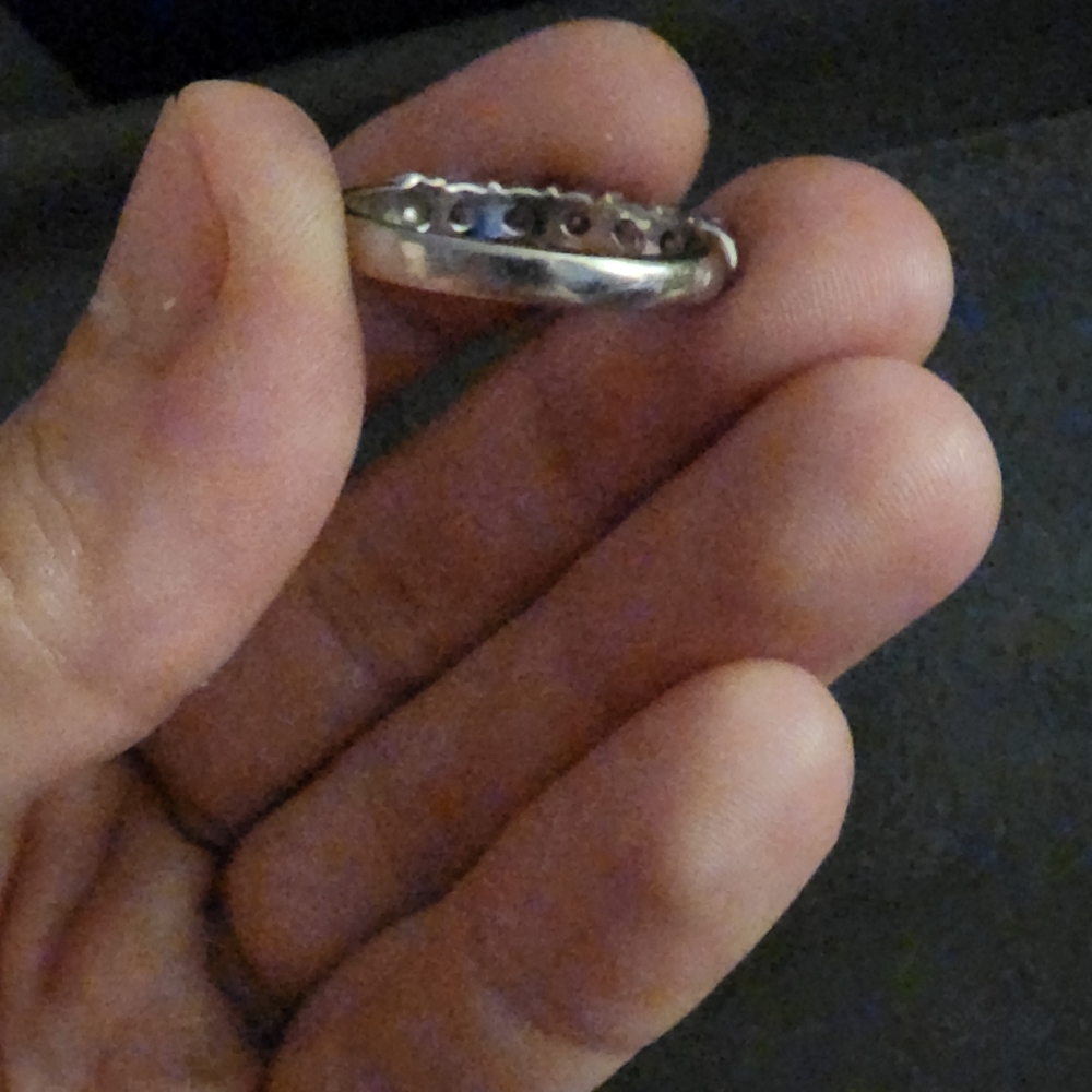 Ring - Picture 4 of 6